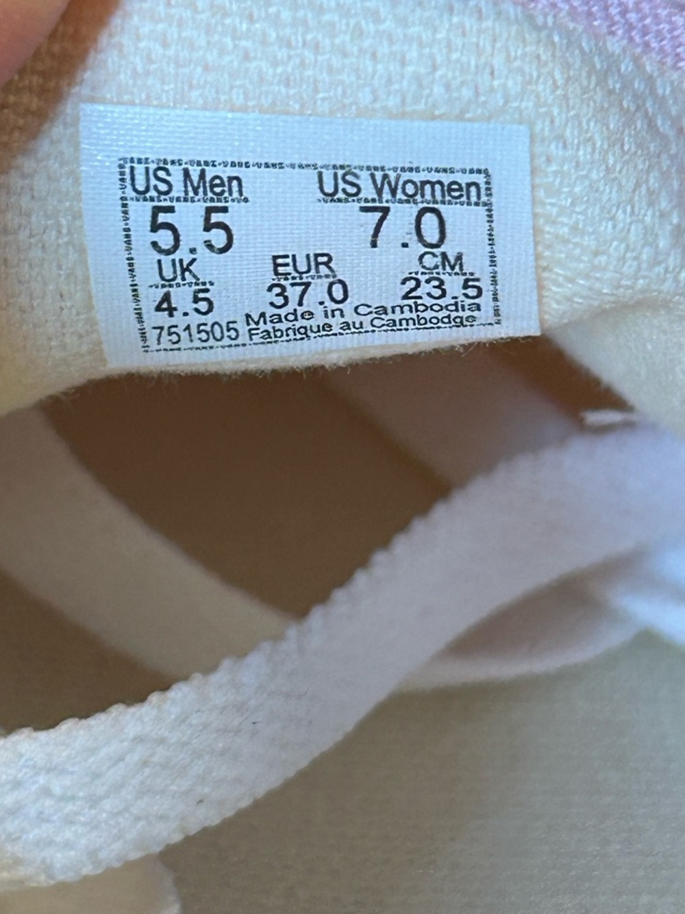 Vans Women’s Low-Top Canvas Sneakers - Light Pink Never Worn Size 7 NWT - Picture 8 of 9